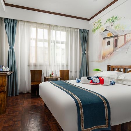 Time Traveller Hotel- Near Beijing Yonghe Lama Temple, Ghost Street, Beihai Park, Jingshan Park, Drum Tower, Houhai Bar Street, Tian'Anmen Square, Located In Beijing Traditional Hutongs, 5 Minutes Away From Subway, Free Laundry Serive Exterior foto