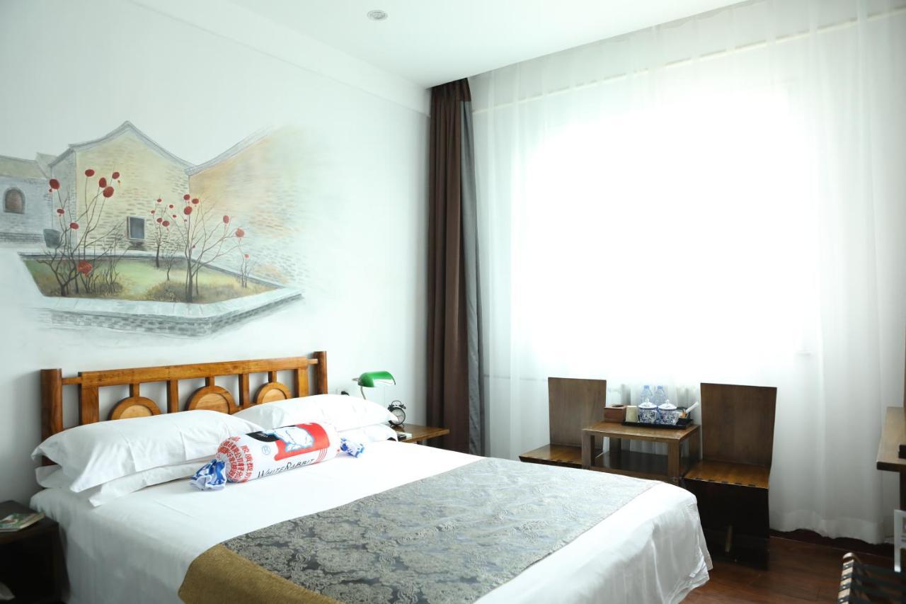 Time Traveller Hotel- Near Beijing Yonghe Lama Temple, Ghost Street, Beihai Park, Jingshan Park, Drum Tower, Houhai Bar Street, Tian'Anmen Square, Located In Beijing Traditional Hutongs, 5 Minutes Away From Subway, Free Laundry Serive Exterior foto